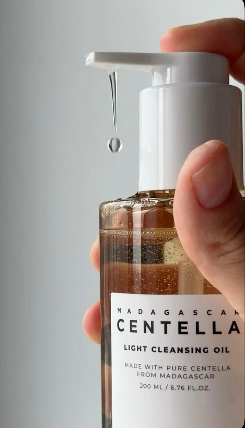 SKIN1004 Madagascar Centella Light Cleansing Oil – Huile Démaquillante Douce 200 ml