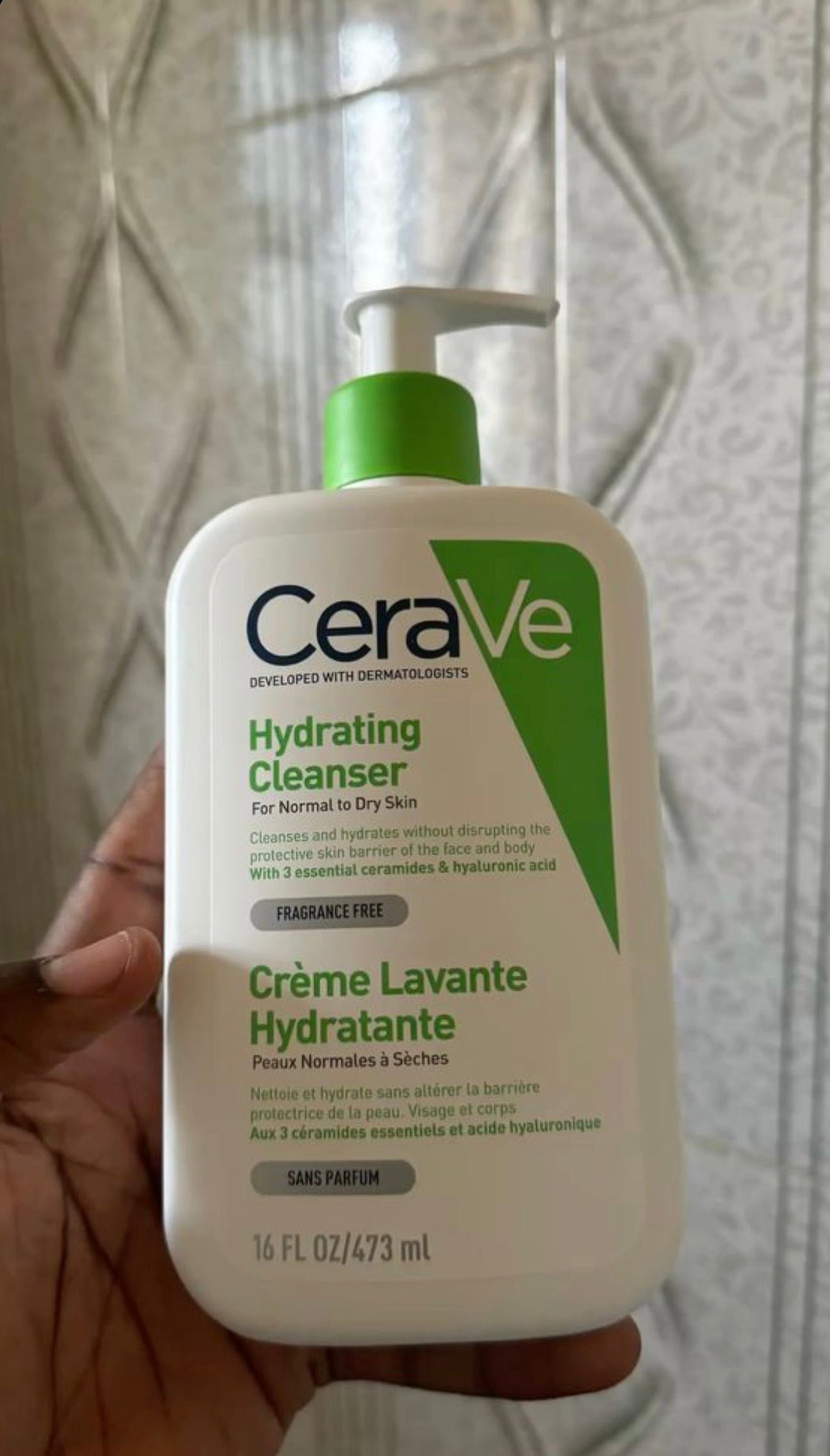 CeraVe Hydrating Cleanser – Nettoyant Hydratant 473 ml