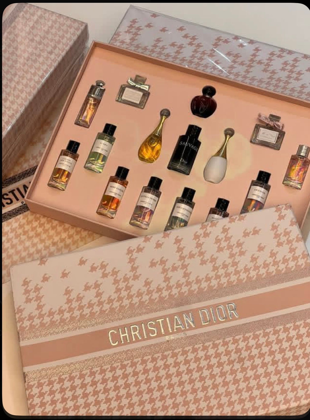 Crystal Dior Prestige Collection – 15 Fragrances